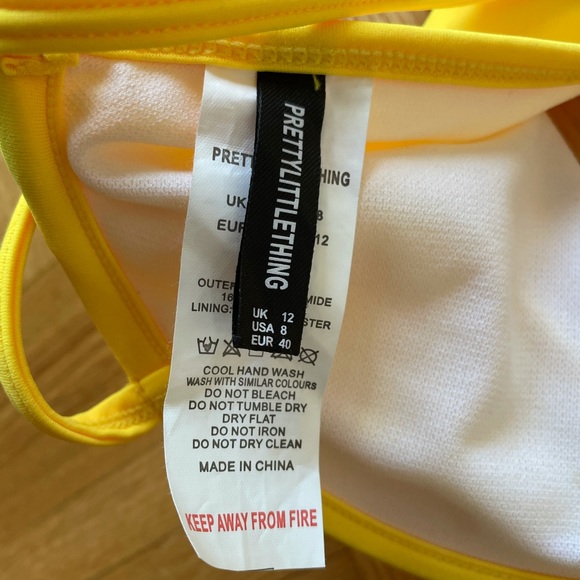 PLT Yellow Cleavage Wire Detail Bikini Top - Picture 5 of 7
